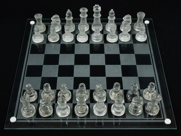 Jogo de peças de xadrez, Leiloes