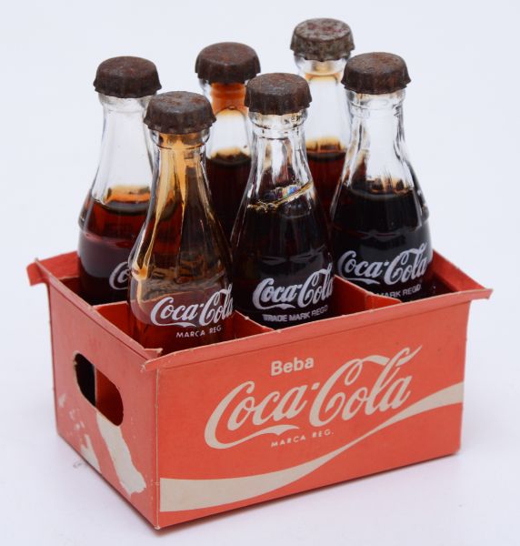 COLECIONISMO - LOTE COM 68 GELOUCOS DA COCA-COLA DOS AN