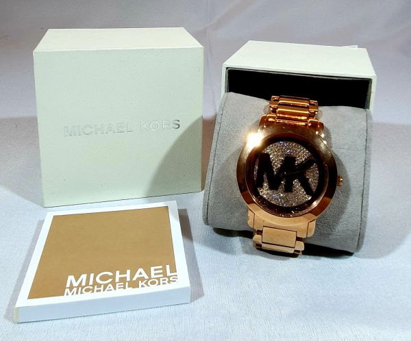 MICHAEL KORS - Relógio feminino em aço no tom rose, cód