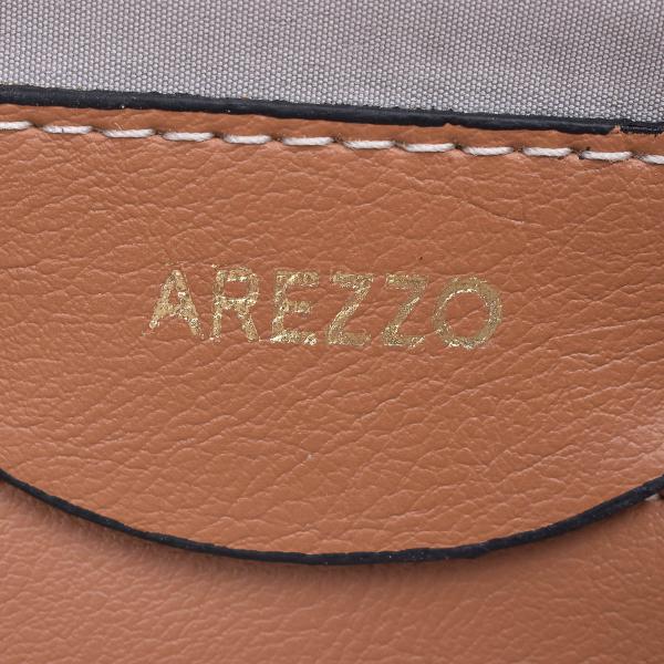 Arezzo Bolsa em corino nos tons azul marinho castanh