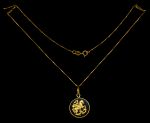 Medalha de São Jorge em ouro e ônix com cordão em ouro 18 kts - PT 4 grs