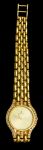 Amsterdam Sauer: Relógio feminino em ouro 750 mostrador dourado, cabeça contornada com 46 brilhantes, medida 17 cm funcionando mecanismo a quartzo  PT: 33 grs.