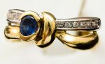 H.Stern anel em ouro 750 com safira central e 10 brlhantes, aro 18 - PT: 6.9 grs