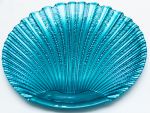 Bianco Nero - Centro de mesa/fruteira em vidro moldado na cor azul cintilante em forma de concha. Med. 33cm diâm