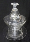 Compoteira em cristal Baccarat, lapidação dedão com prato no mesmo cristal. Século XIX. Altura de 25 cm.